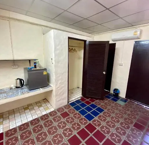 Ratanawong Place 405 Apartment